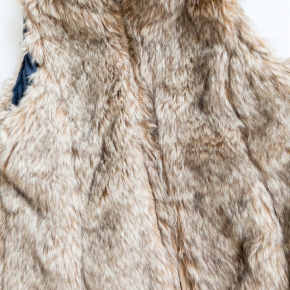 Zara size 5/6 fur vest - Picture 2 of 2